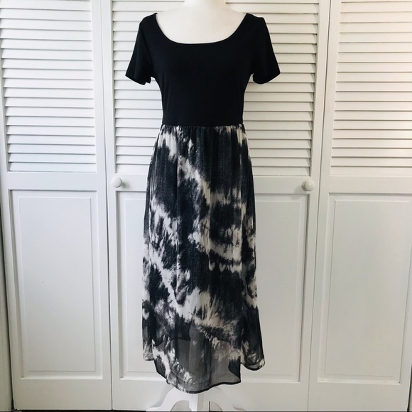 DKNY Black White Short Sleeve Dress Size Small - Picture 1 of 11
